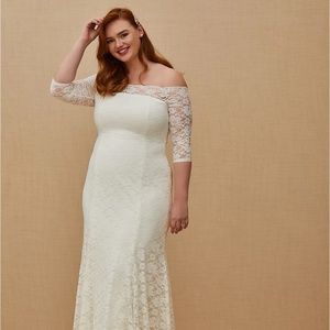 NWT IVORY LACE OFF SHOULDER FIT & FLARE WEDDING DRESS size 16